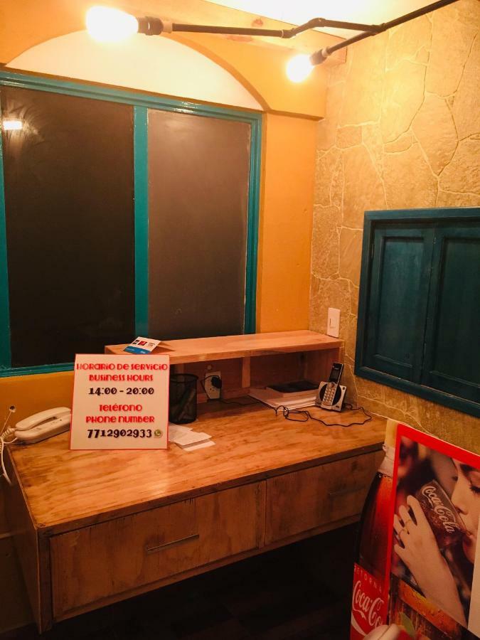 Hostal Makea Pachuca Buitenkant foto